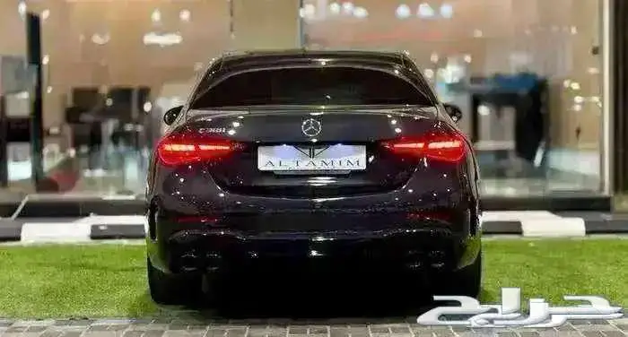 مرسيدس بنز الموديل 2022 - C300 4Matic 3