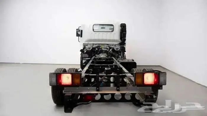 ايسوزو شاحنة دينا 2025 2