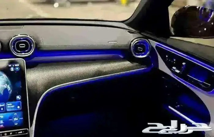 مرسيدس بنز الموديل 2022 - C300 4Matic 15
