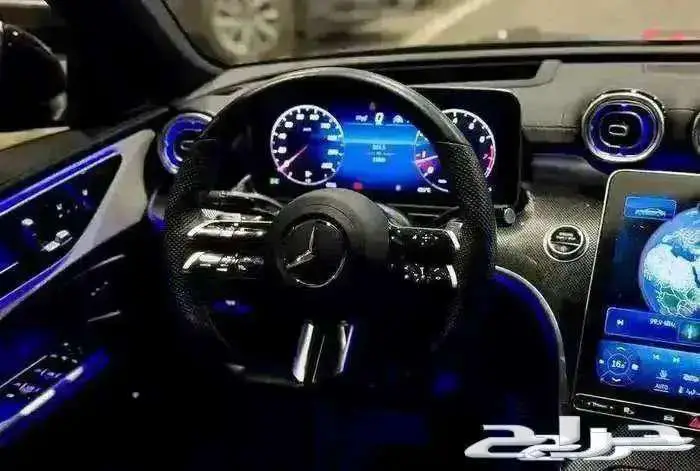 مرسيدس بنز الموديل 2022 - C300 4Matic 19