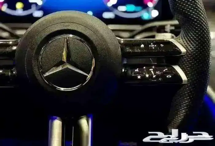 مرسيدس بنز الموديل 2022 - C300 4Matic 21