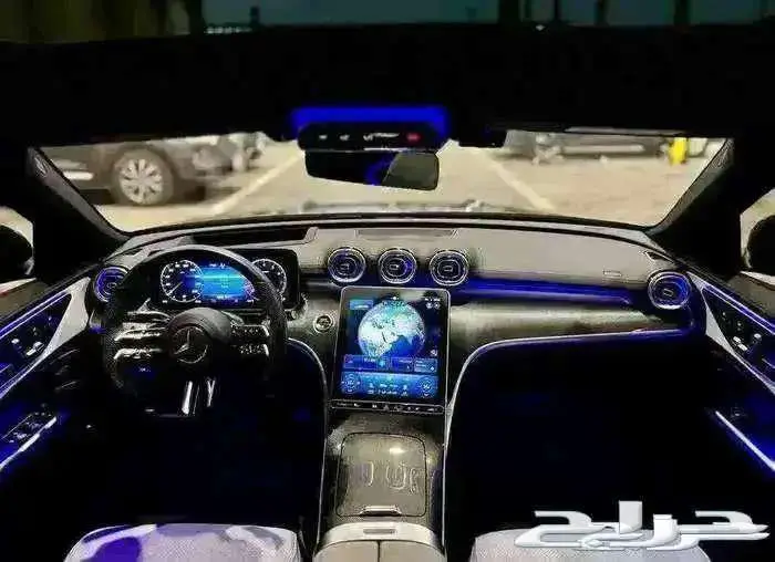 مرسيدس بنز الموديل 2022 - C300 4Matic 10