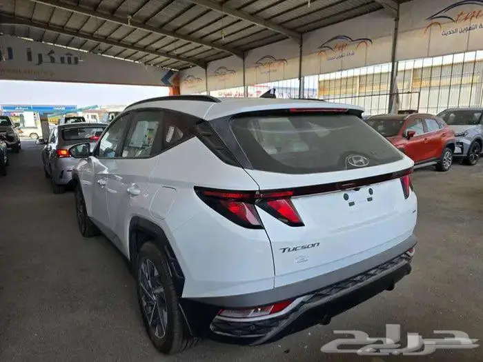 هيونداي توسان سمارت موديل 2024 ماكينة 2000 دفع رباعي. 3