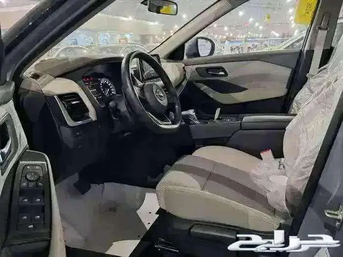 نيسان اكستريل استاندر 5 مقاعد موديل 2025 كاش وتمويل 3