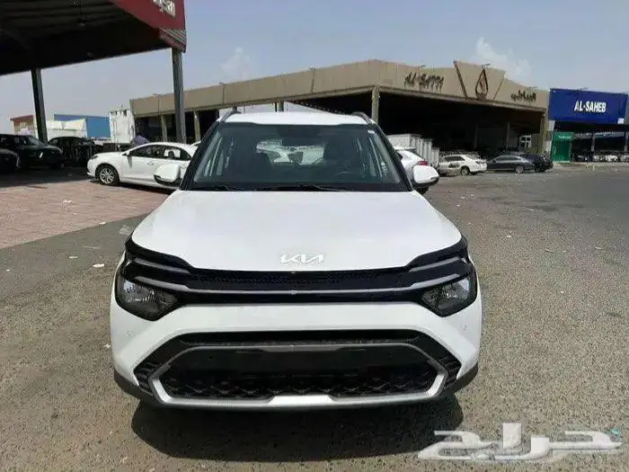 كيا كارنز2025نص فل بسعر خاص لدينا 3