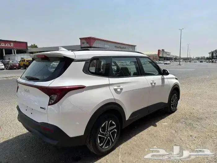 كيا كارنز2025نص فل بسعر خاص لدينا 8