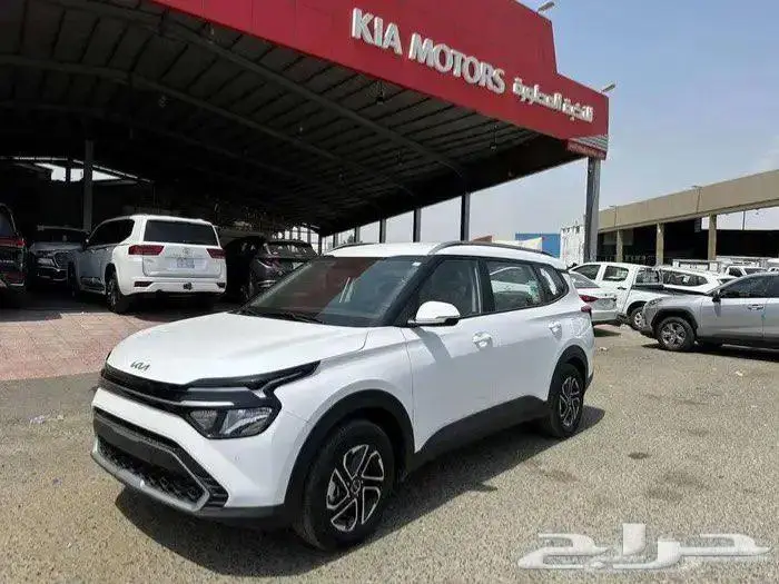 كيا كارنز2025نص فل بسعر خاص لدينا 0