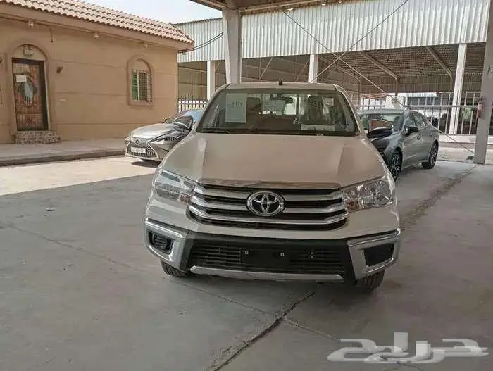 تويوتا هايلوكس غمارتين Gl بدون دبل ديزل قير عادي 2025 0