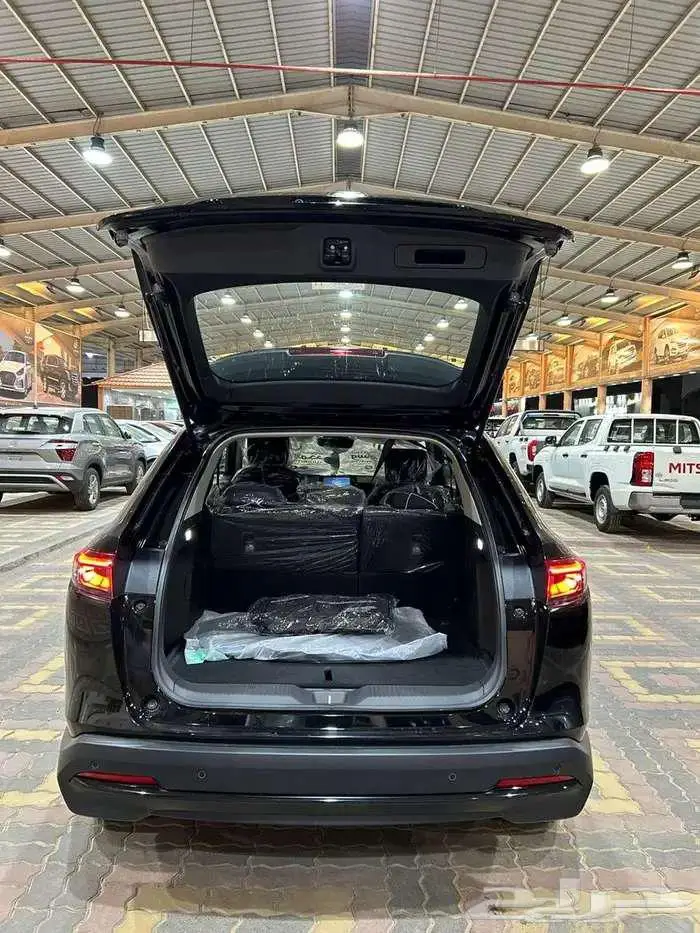 عرض خاص - هوندا HR-V نص فل 2025 ب 79850شامل بدون تامين فقط 2