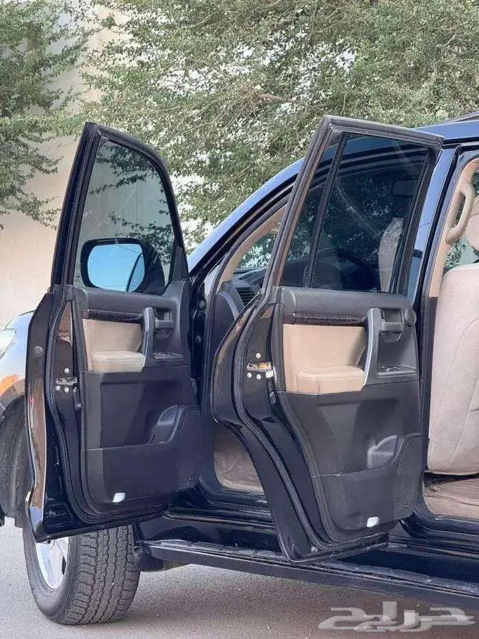 تويوتا في اكس ار 2010 VXR فل كامل 8
