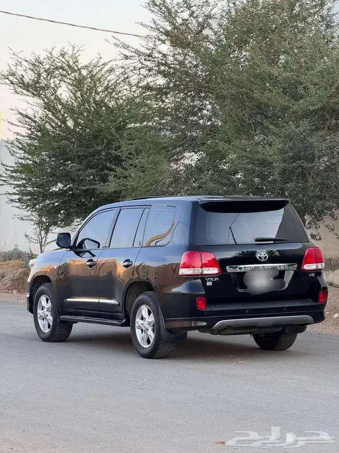 تويوتا في اكس ار 2010 VXR فل كامل 9