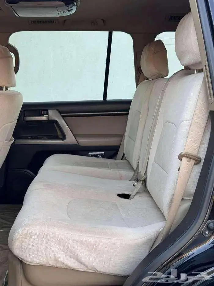تويوتا في اكس ار 2010 VXR فل كامل 17