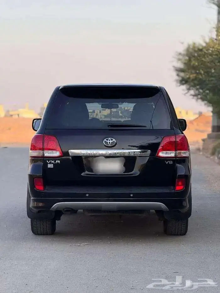 تويوتا في اكس ار 2010 VXR فل كامل 5