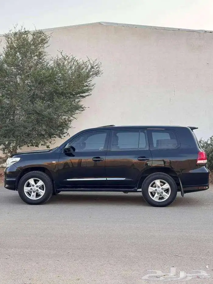 تويوتا في اكس ار 2010 VXR فل كامل 4