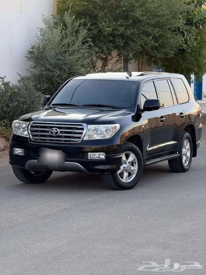 تويوتا في اكس ار 2010 VXR فل كامل 0