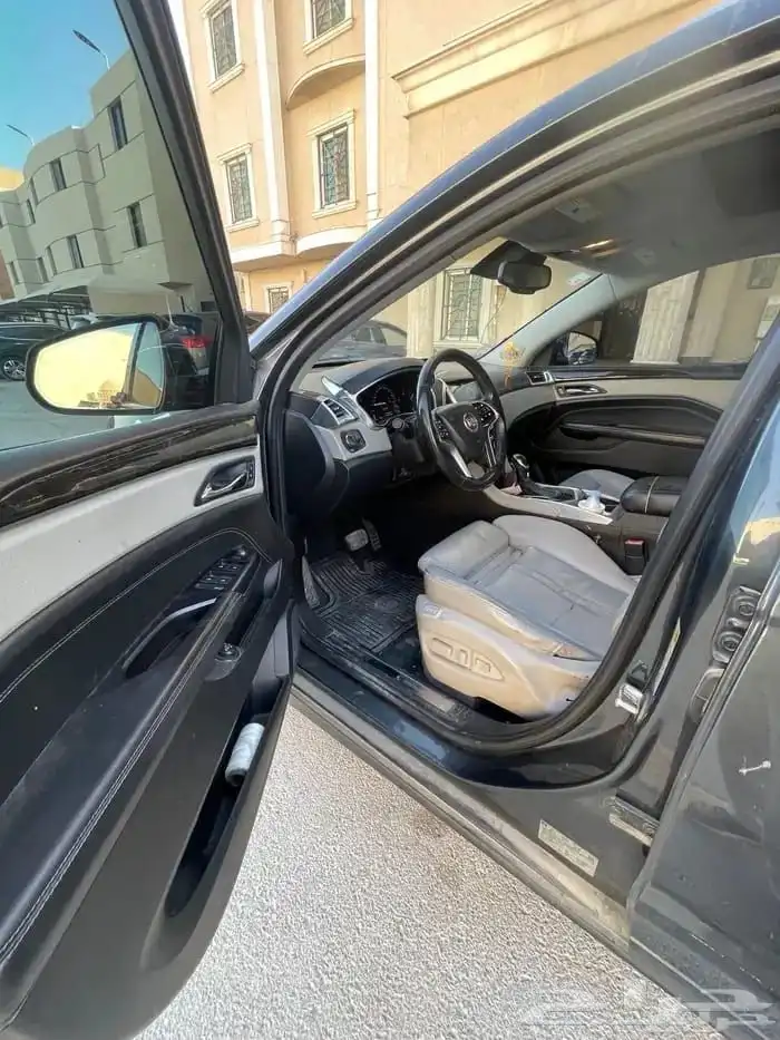 كاديلاك srx فل كامل 2013 5