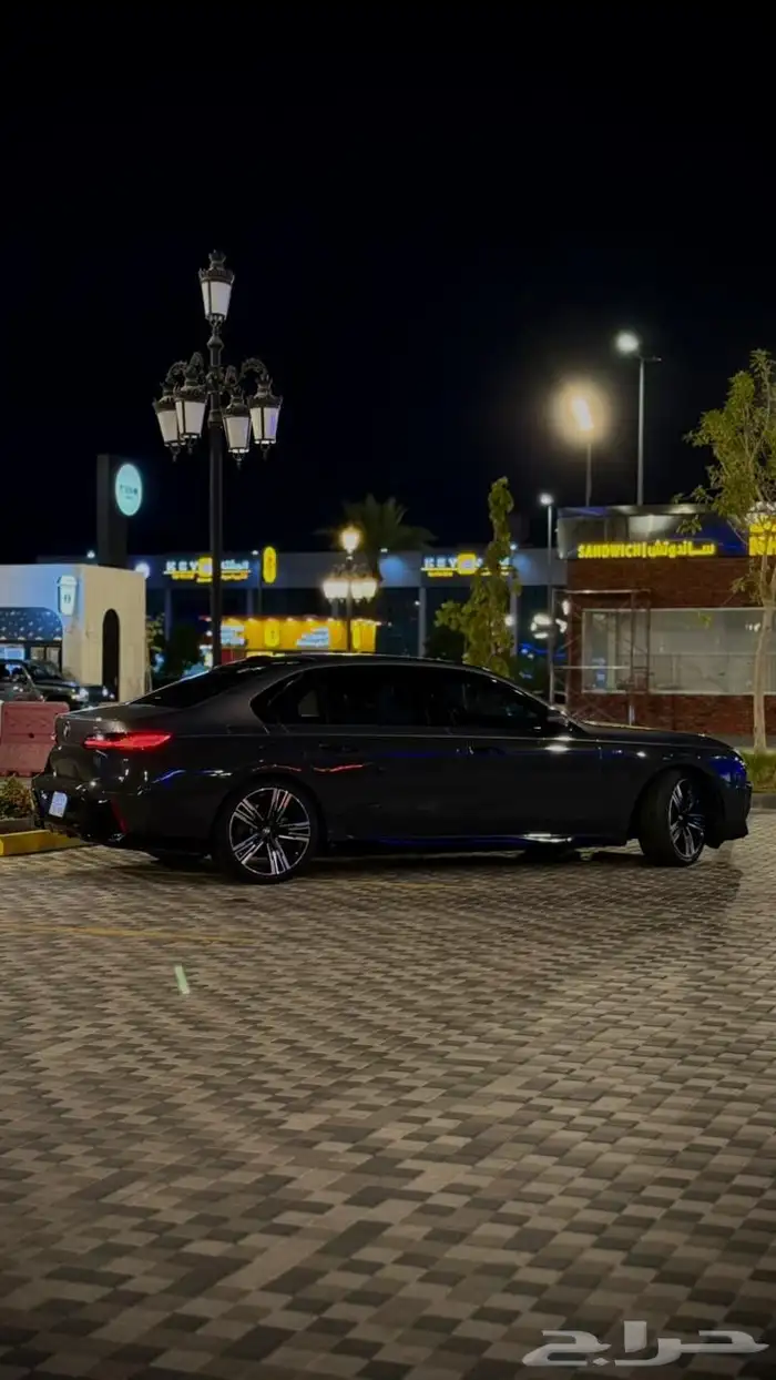 لونين وكالة BMW 740Li 2024 ناغي 29
