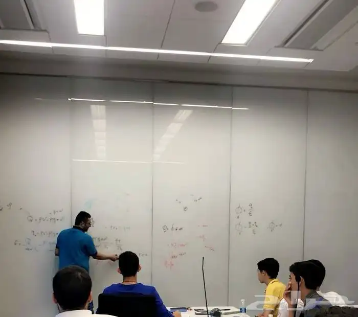 ما نوع ألواح السبورة المستخدمة   ومن وين نقدر نشتريها 0