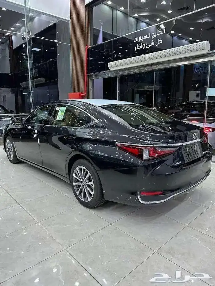 لكزس ES250 AA موديل 2025 1
