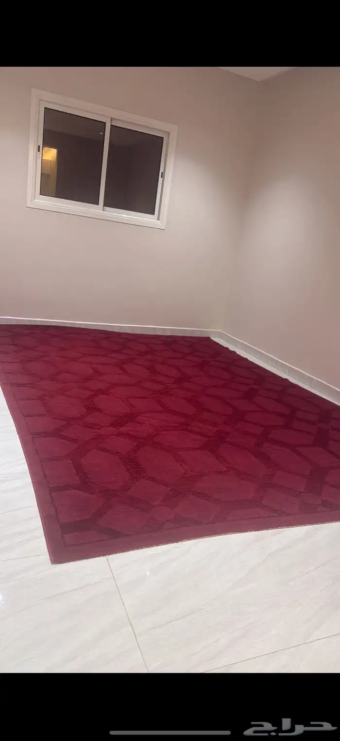 فرشة حمراء للبيع 0