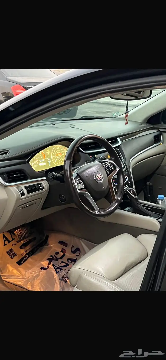 كاديلاك XT5 1