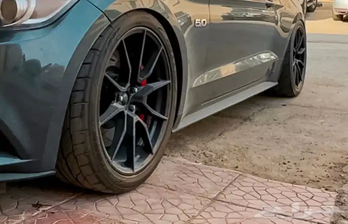 جنوط عرضين مع كفرات مقاس 20 5x114.3mm 3