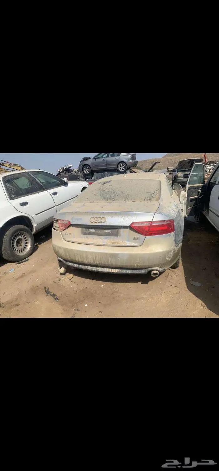 اودي A5 موديل 2008 يوجد لديه بعض القطع 0