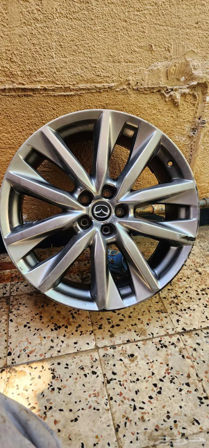 جنوط مازاد cx9. 2019 يحتاجو إصلاح 4