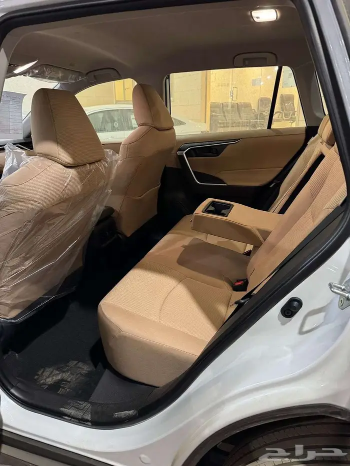 تويوتا راف فور دبل ستاندر 2025 سعودي 5