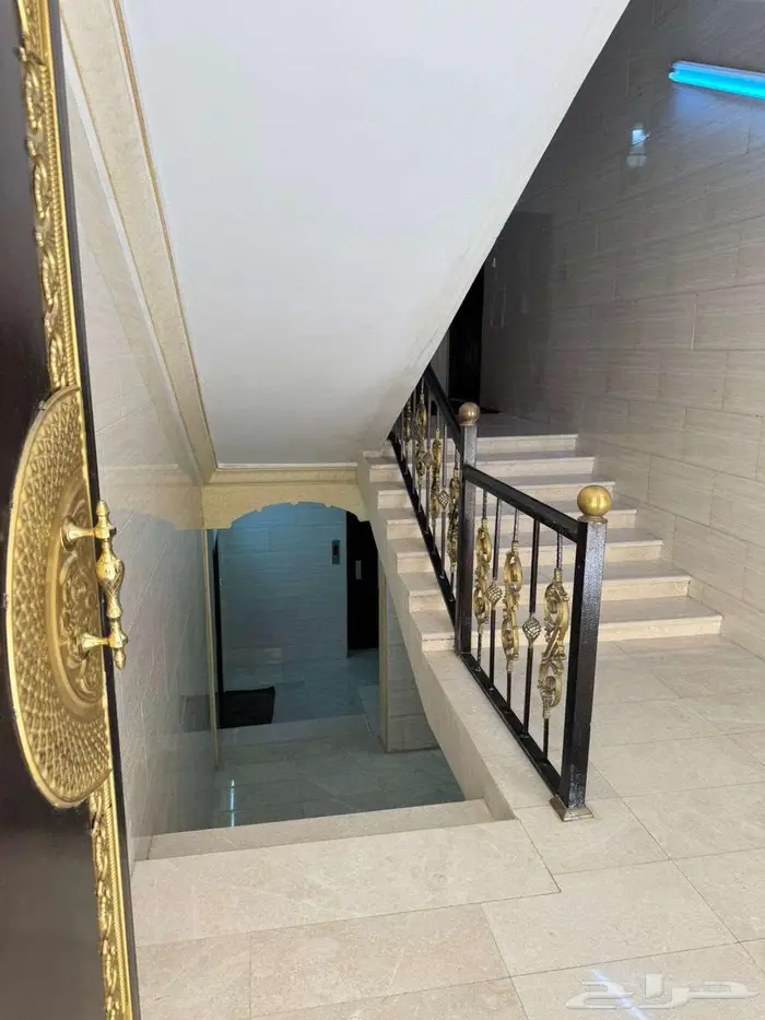 عمارة مميزة للبيع في حي الجال بالطائف 7