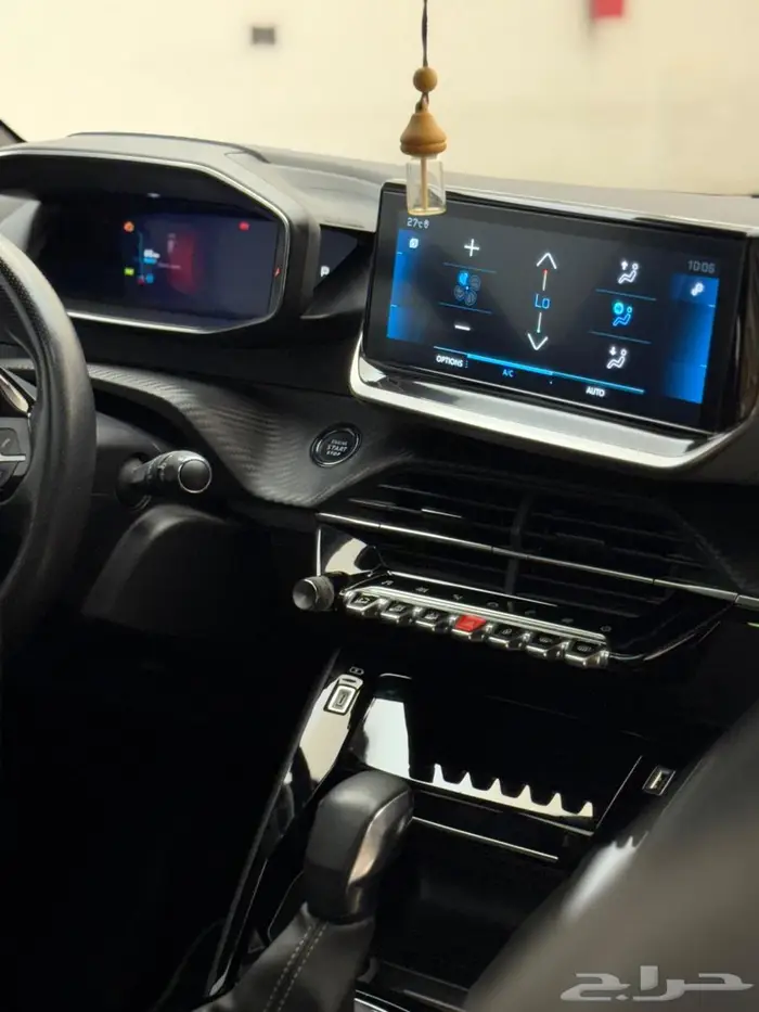 للبيع بيجو 208 موديل 2023 11