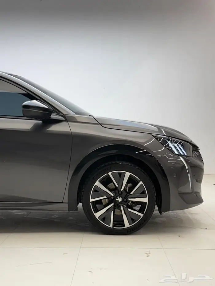 للبيع بيجو 208 موديل 2023 24