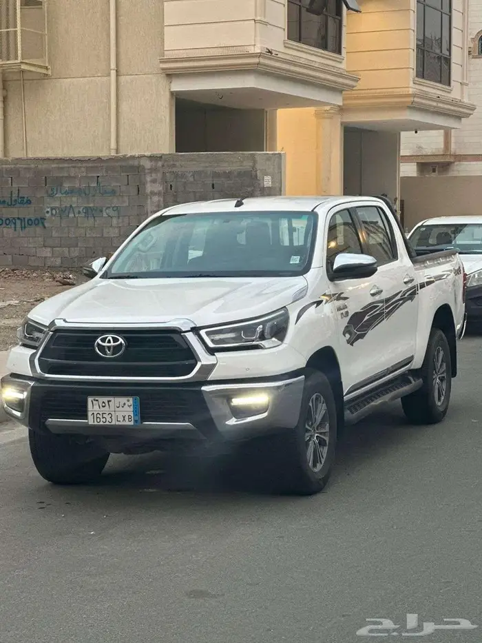هايلوكس ديزل دبل تماتيك 2023 1