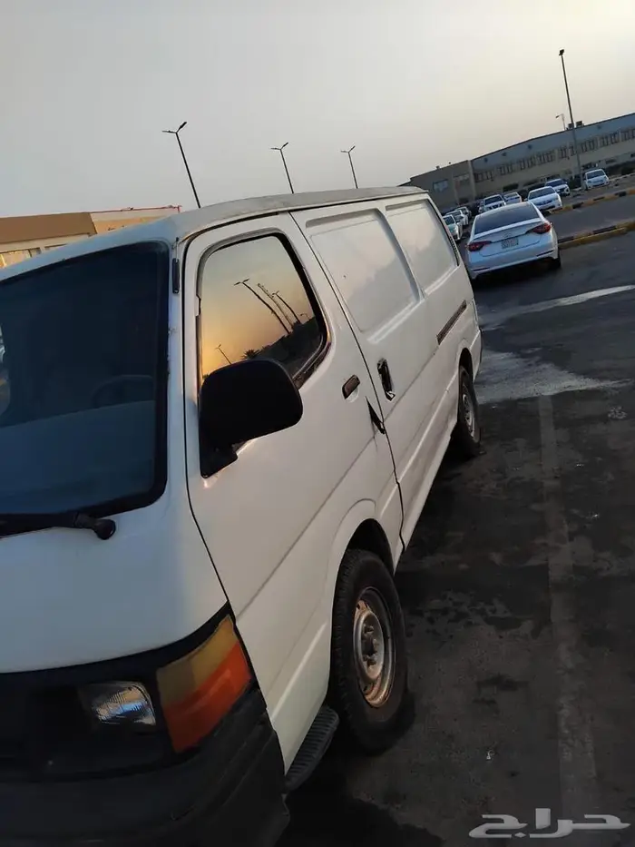 تويوتا هايس 2