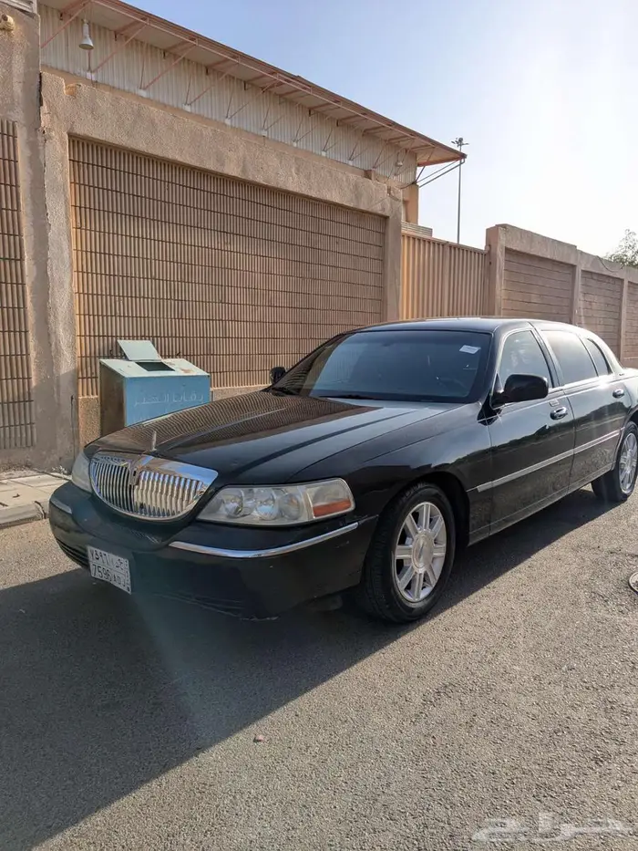 لنكون تاون كار 2007 لارج نظيف 3