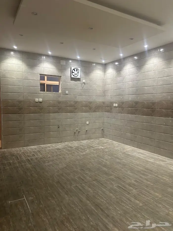 عمارة للبيع في حي القصواء 3