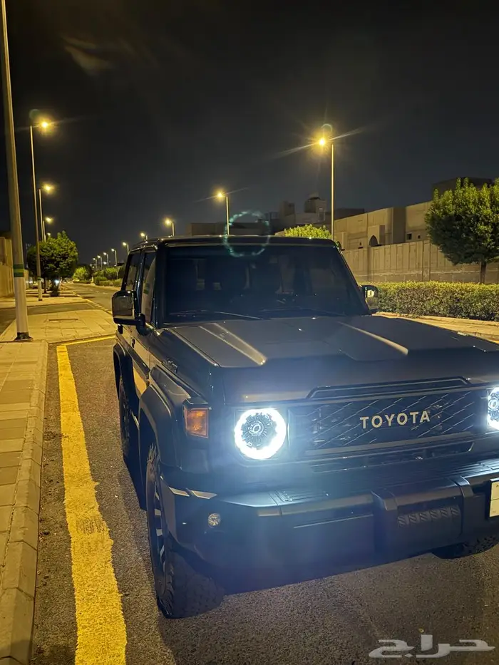 ربع رمادي 2025 ممشى 4000 سعودي فل كامل ونش دفلوك مقاعد جلد 0