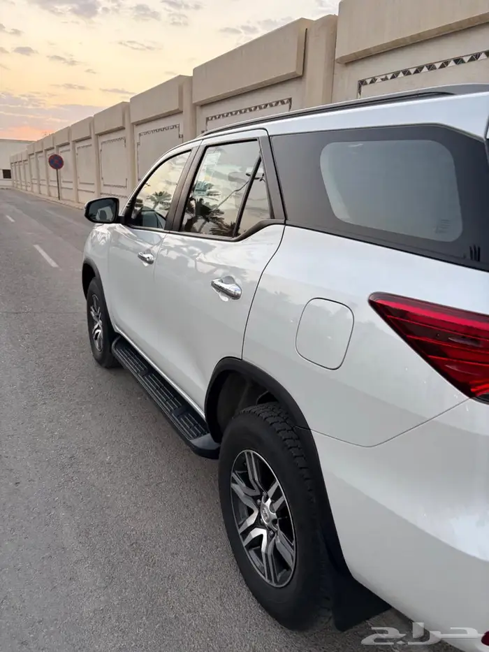 للبيع فورتشنر 2024 سعودي ديزل دبل 1