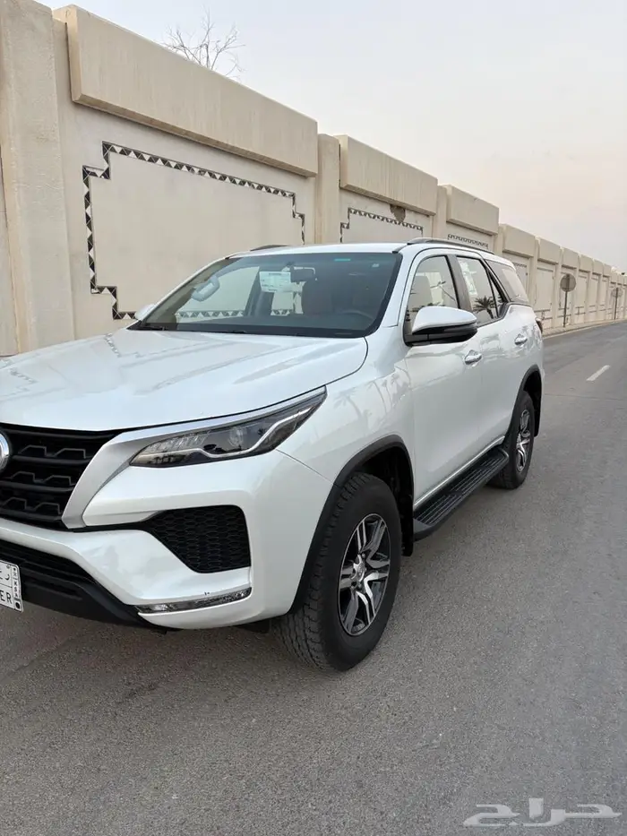 للبيع فورتشنر 2024 سعودي ديزل دبل 0