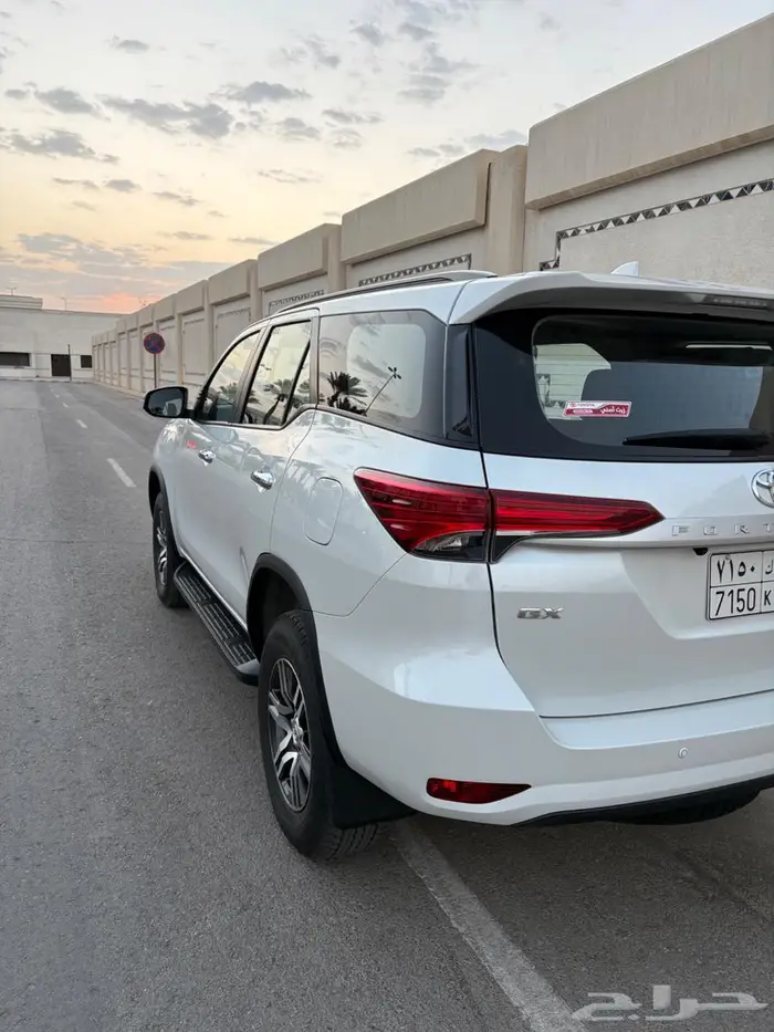 للبيع فورتشنر 2024 سعودي ديزل دبل 5