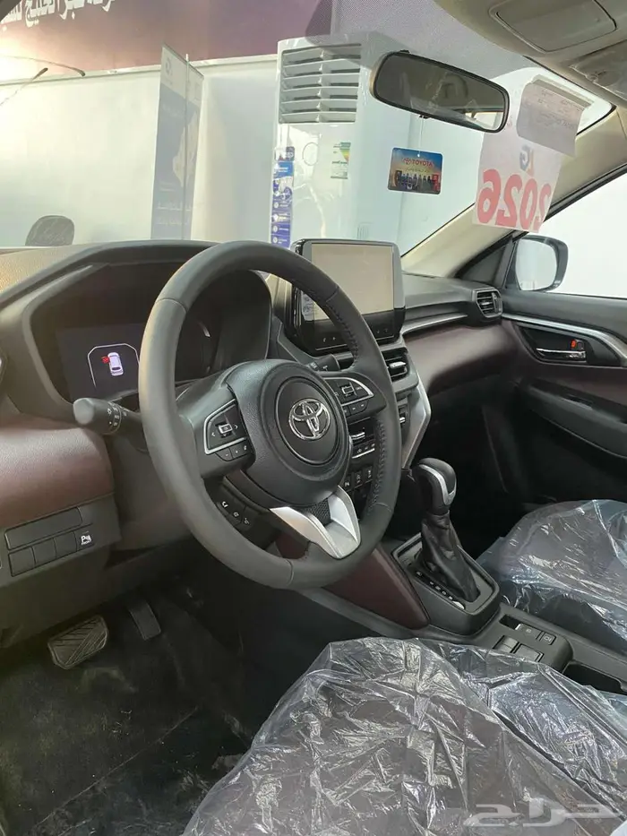 تويوتا - اوربان GL موديل 2026 استاندر 4