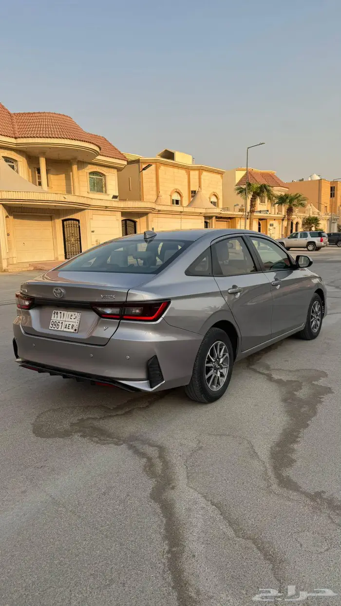 يارس 2023 ماشيه 40 الف بودي ومحركات وكاله 4