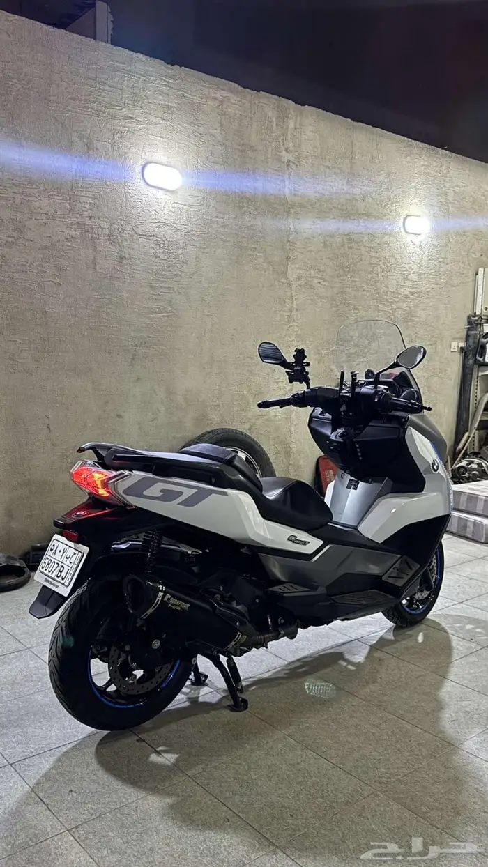 دباب بي ام دبليو سي400 جي تي 0