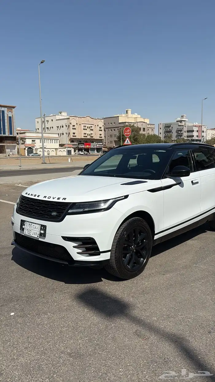 LAND ROVER VELAR2024 8