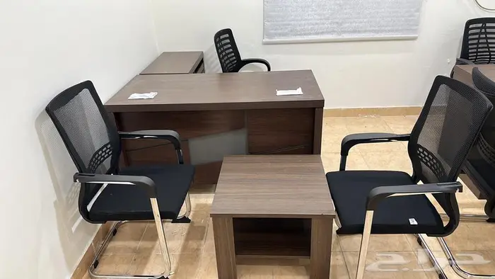 مكتب طقم مودرن فاخر كل  مع دولاب مع طاولة شاي مع كراسي 20