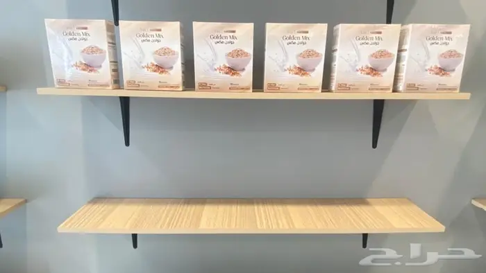 مكتب و ارفف ( اثاث مكتب ) للبيع 3