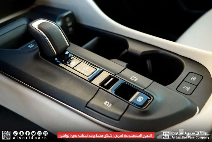 تويوتا كراون ماجيستا 2023 26