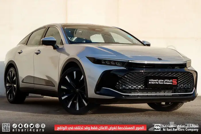 تويوتا كراون ماجيستا 2023 11