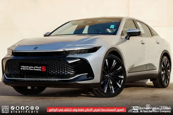 تويوتا كراون ماجيستا 2023 12