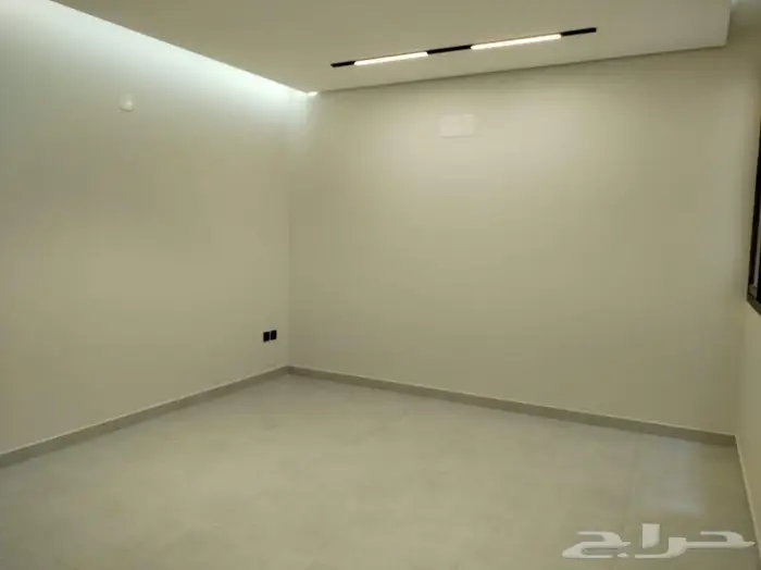 للبيع فيلا في حي الغدير   المحالة بأبها 8